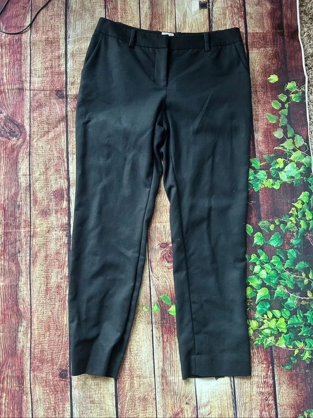 CAbi Black Straight Leg Dress Pants Size 2 (Runs big)